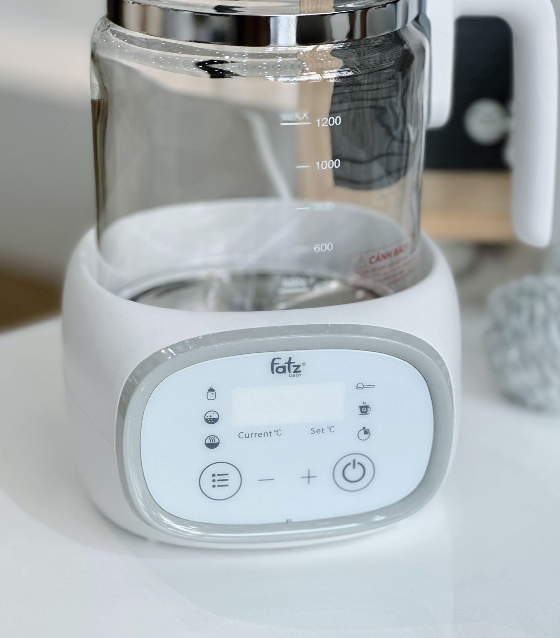Máy đun và hâm nước pha sữa điện tử Fatzbaby QUICK 9