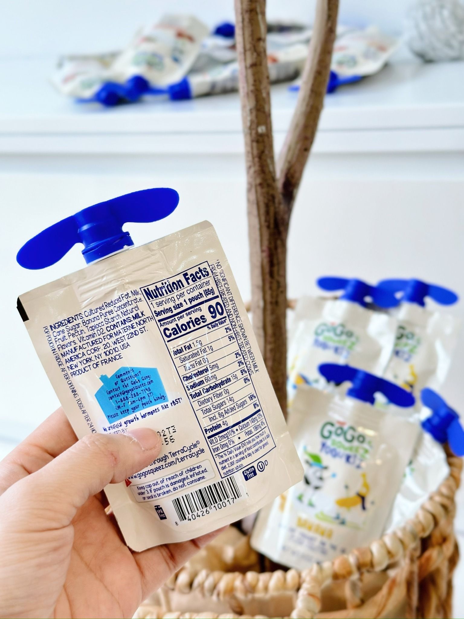 Sữa chua túi Gogo SqueeZ YogurtZ - Xoài