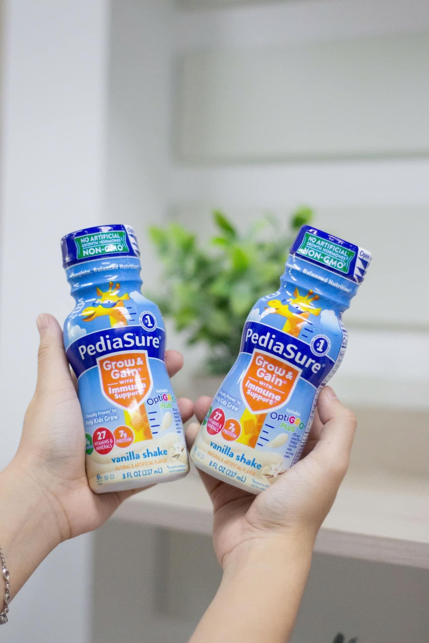 Sữa Nước Pediasure Grow & Gain Optigro Plus Hương Vani - 237ml
