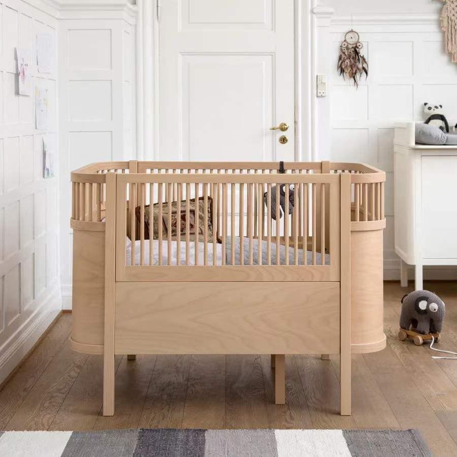 CŨI GỖ TRẺ EM HOÀNG VY BEDDING - MÀU GỖ