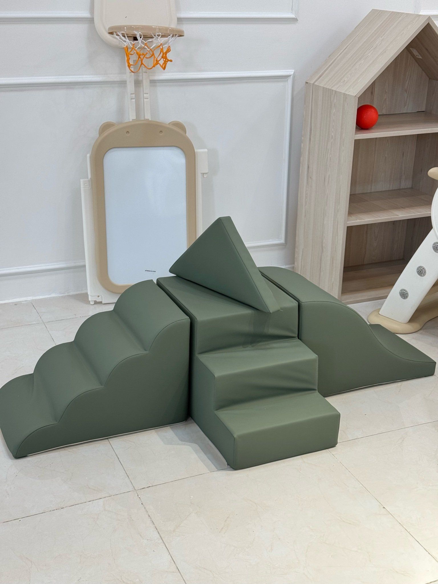 Bộ 4 Khối Xốp Vận Động Leo Trèo Cho Bé Mới Tập Đi LouLou By Vinaquick