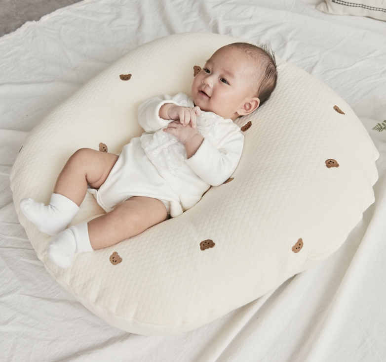 GỐI CHỐNG TRÀO NGƯỢC ROTOTO BEBE CHỮ C - LỤA GẤU