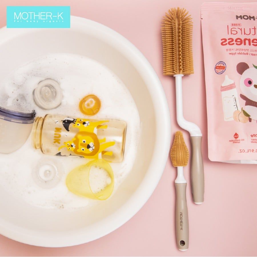 Set 2 cọ rửa bình sữa, núm ti silicone Mother-K