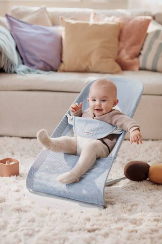 Ghế Rung Baby Bjorn Bouncer Balance Soft Vải Lưới Mesh - Light Gray Frame
