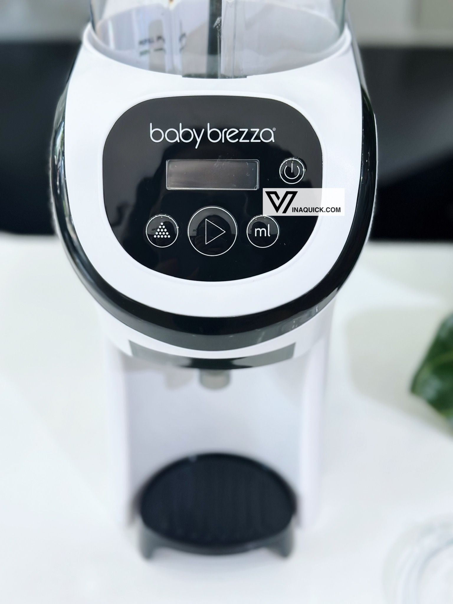  Máy pha sữa Baby Brezza Formula Pro Mini 