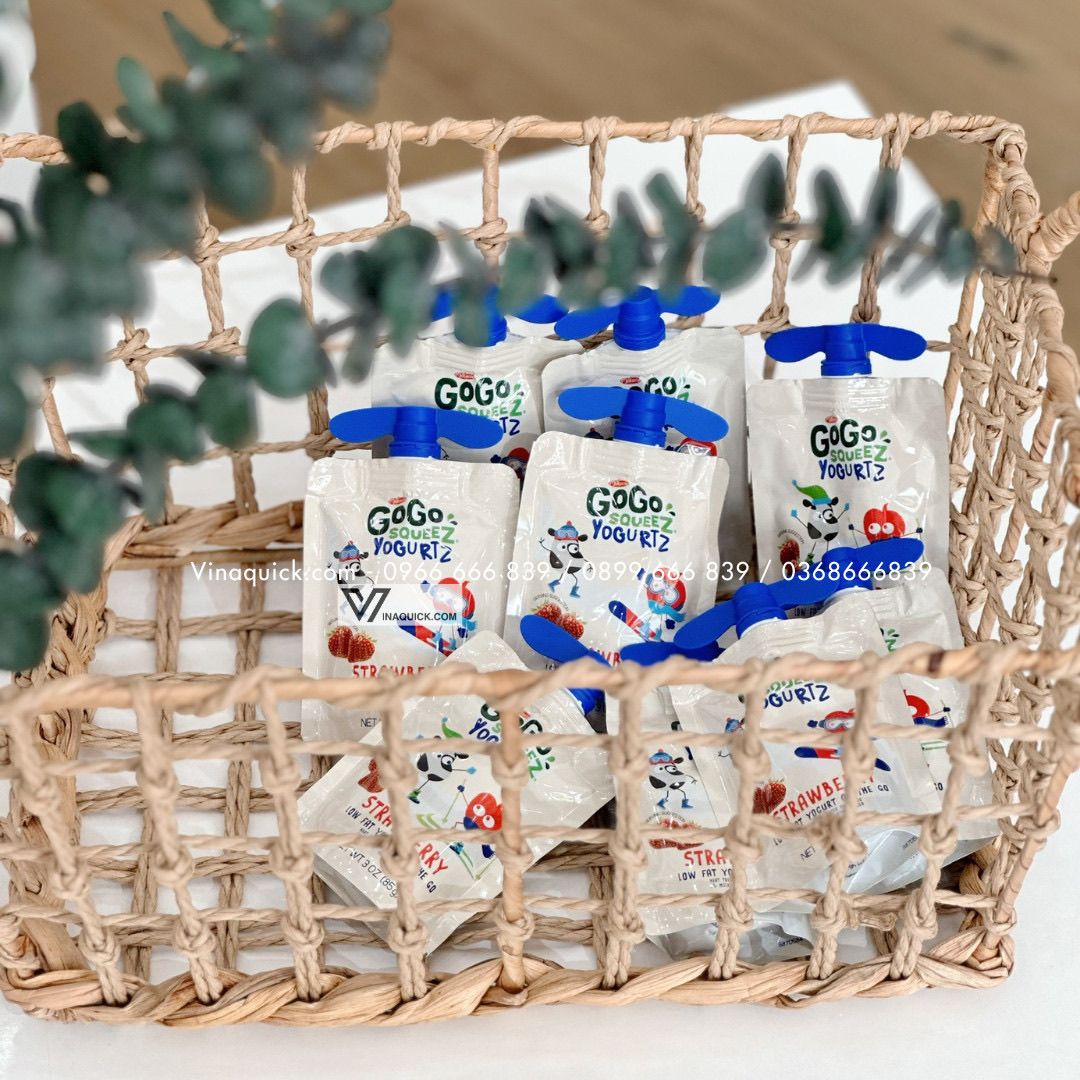 Sữa chua túi Gogo Squeez Yogurtz - Chuối