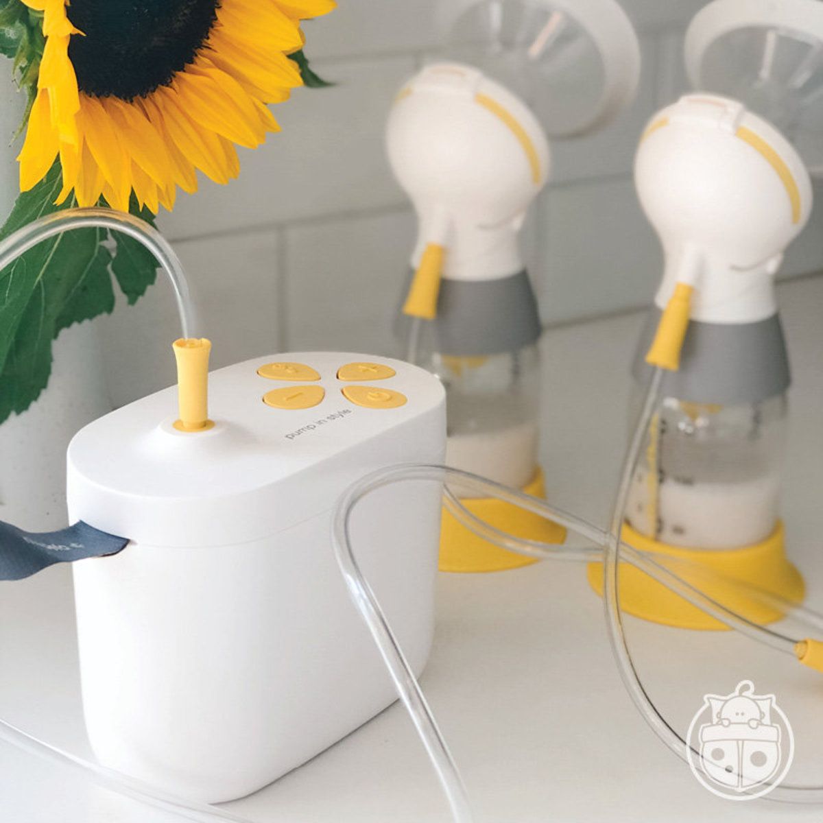  Máy hút sữa New Medela Pump in Style with MaxFlow 