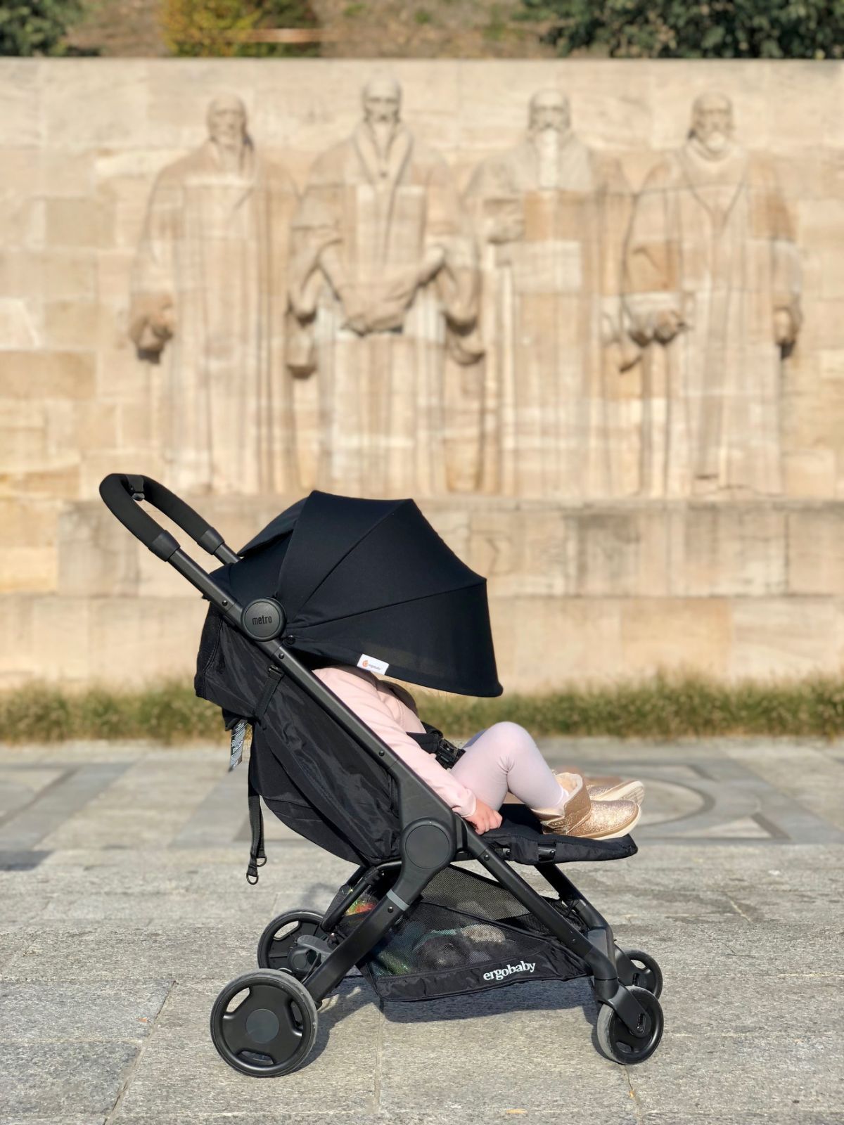 Xe đẩy gấp gọn Ergobaby Metro+