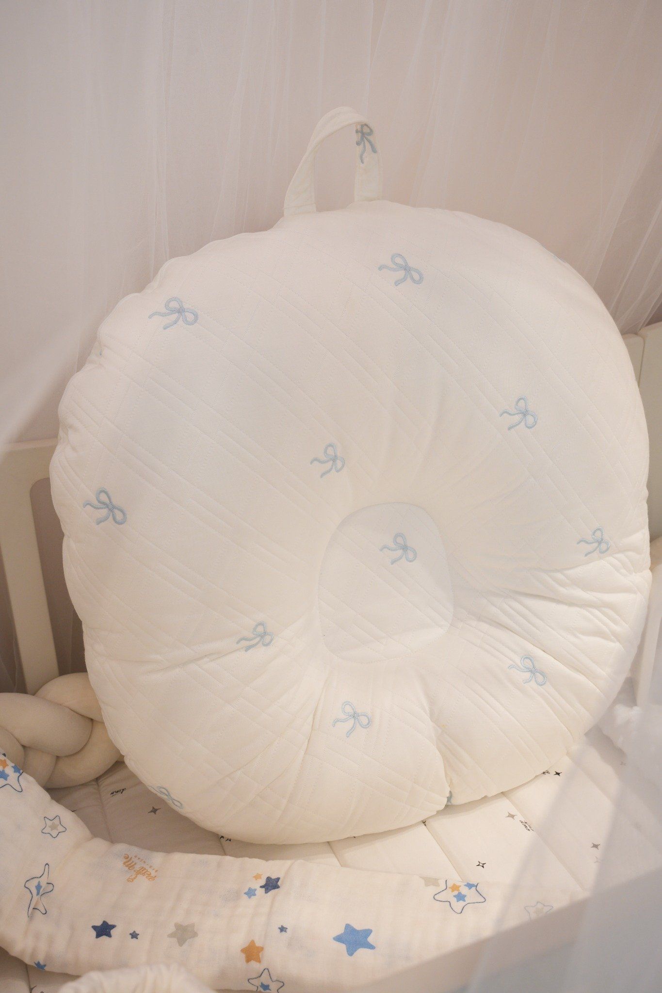 GỐI CHỐNG TRÀO NGƯỢC ROTOTO BEBE VẢI DURARON - NƠ XANH