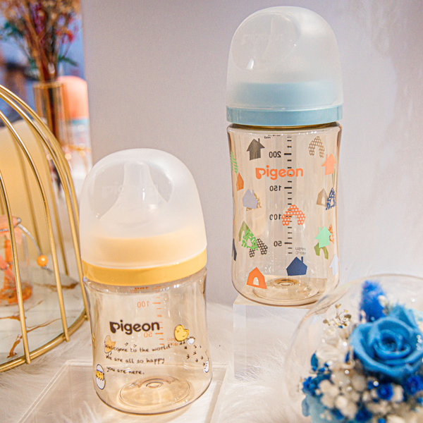 Bình Sữa Pigeon Nội Địa PPSU Plus WN3 In Hình Ngôi Nhà 160ml