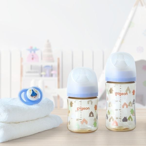 Bình Sữa Pigeon Nội Địa PPSU Plus WN3 In Hình Ngôi Nhà 160ml