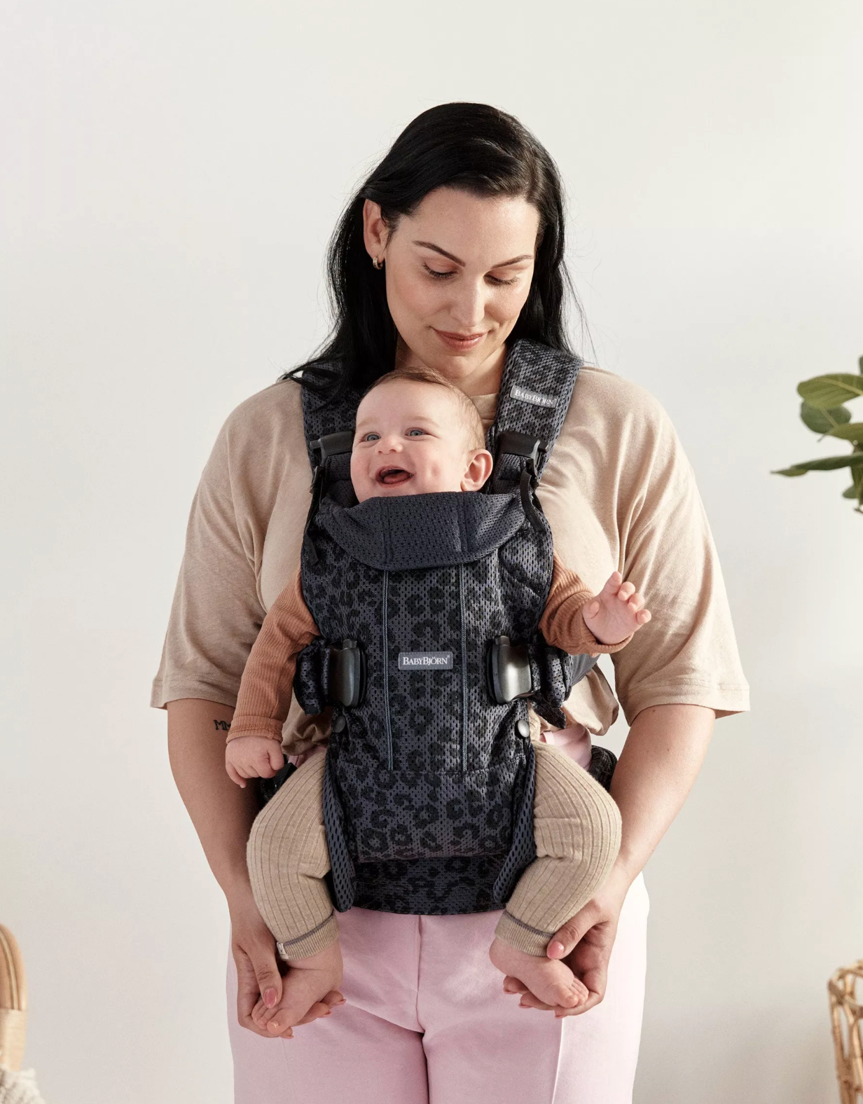 Địu Trẻ Em Baby Bjorn Baby Carrier One Air 3D Mesh - Màu Anthracite