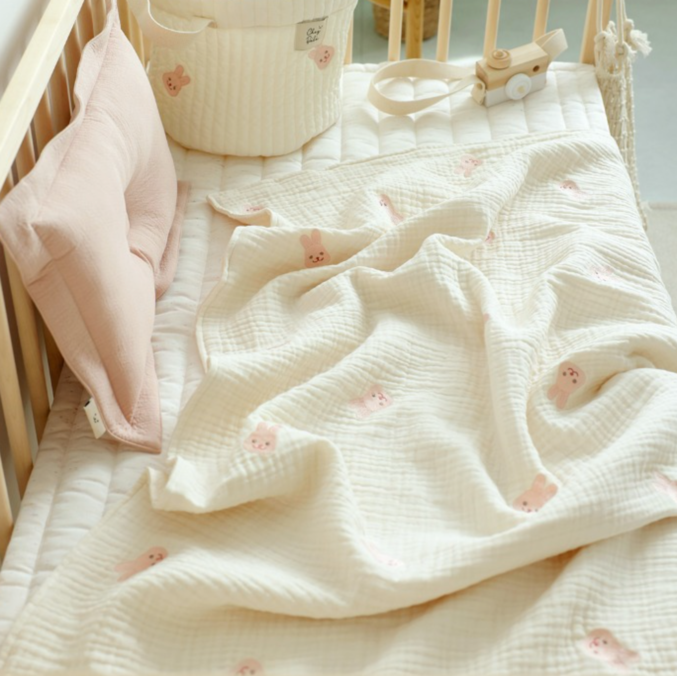 Chăn Gạc 6 Lớp Họa Tiết Thỏ Chez Bébé