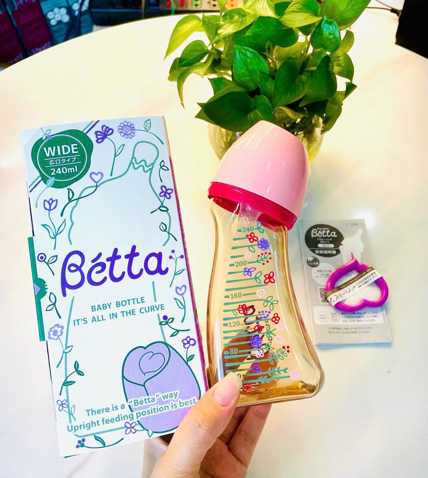 Bình Sữa Betta PPSU Họa Tiết Hoa 240ml