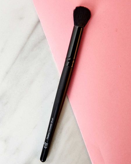 Cọ ELF Pointed Concealer chuyên dùng che khuyết điểm