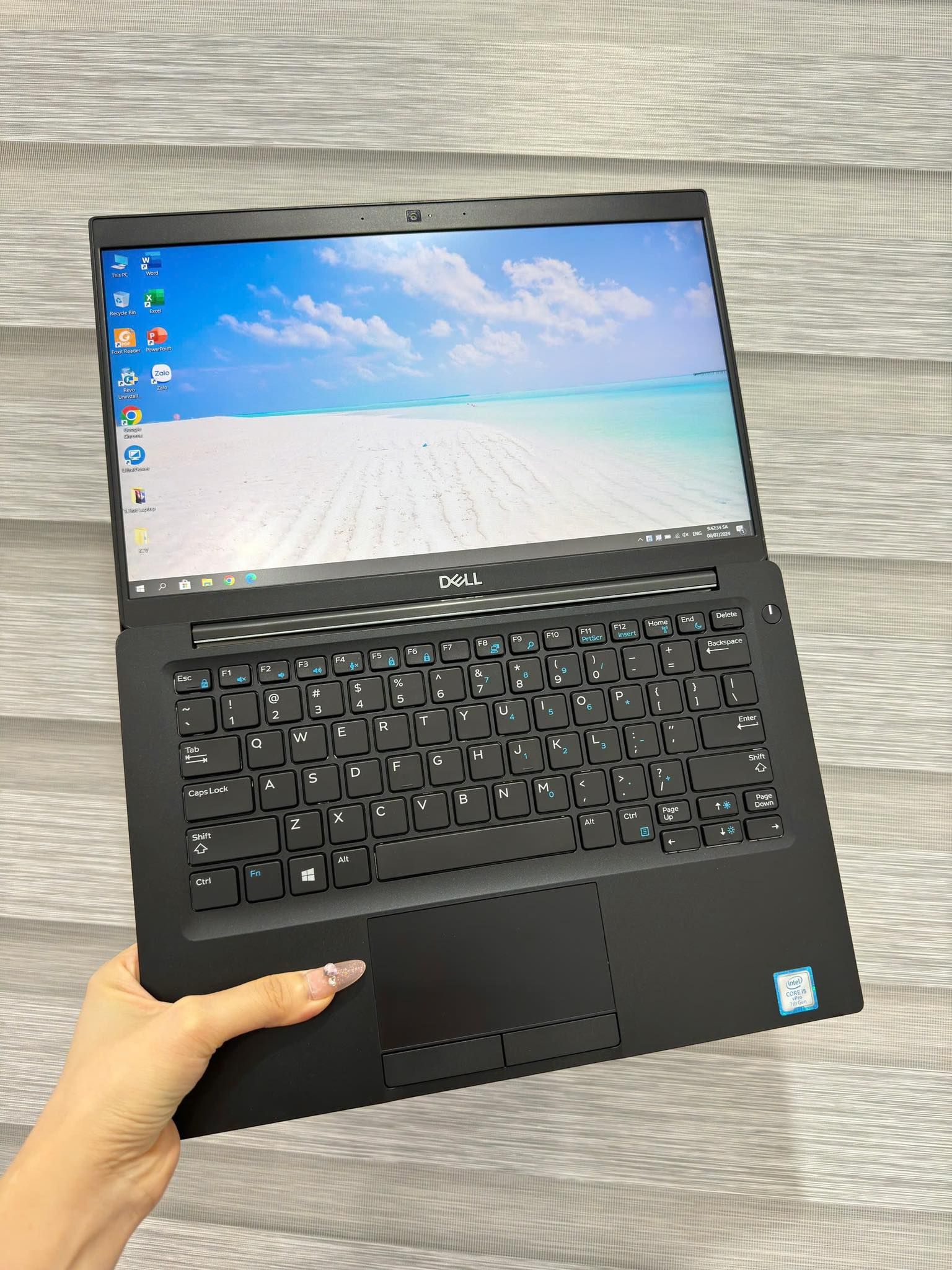 Laptop Cũ Dell Latitude E7390 Intel Core i5-8250U | 8GB DDR4 | SSD 256 |13 inch Full HD
