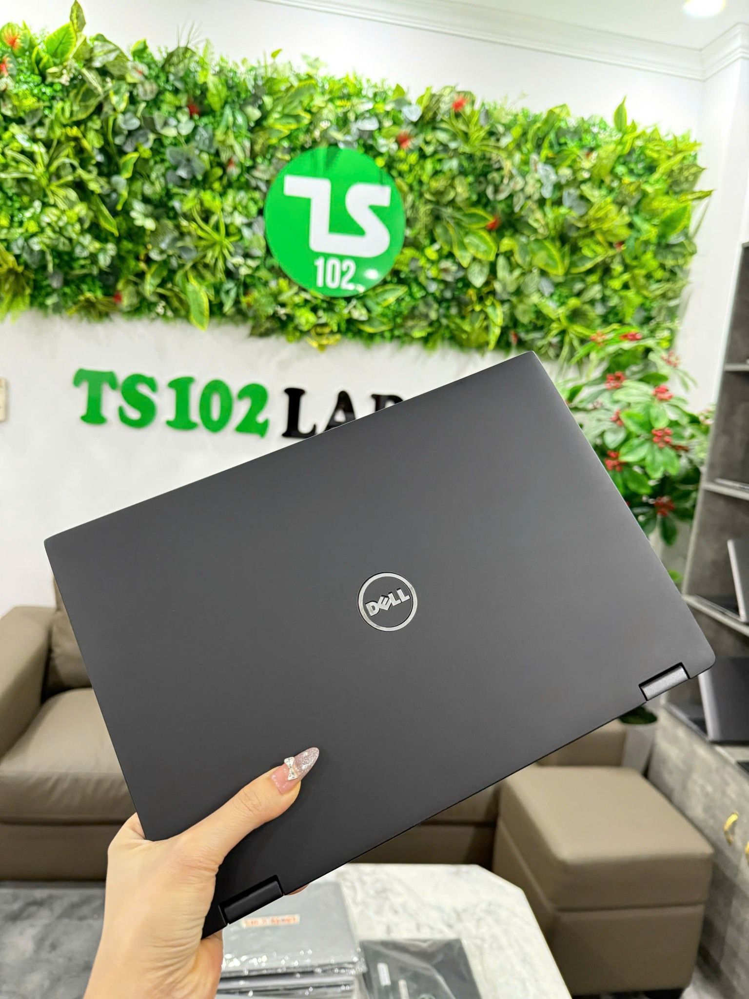 Laptop Cũ Dell Latitude E7390 2in1 Core i7-8650U/16/256/13,3