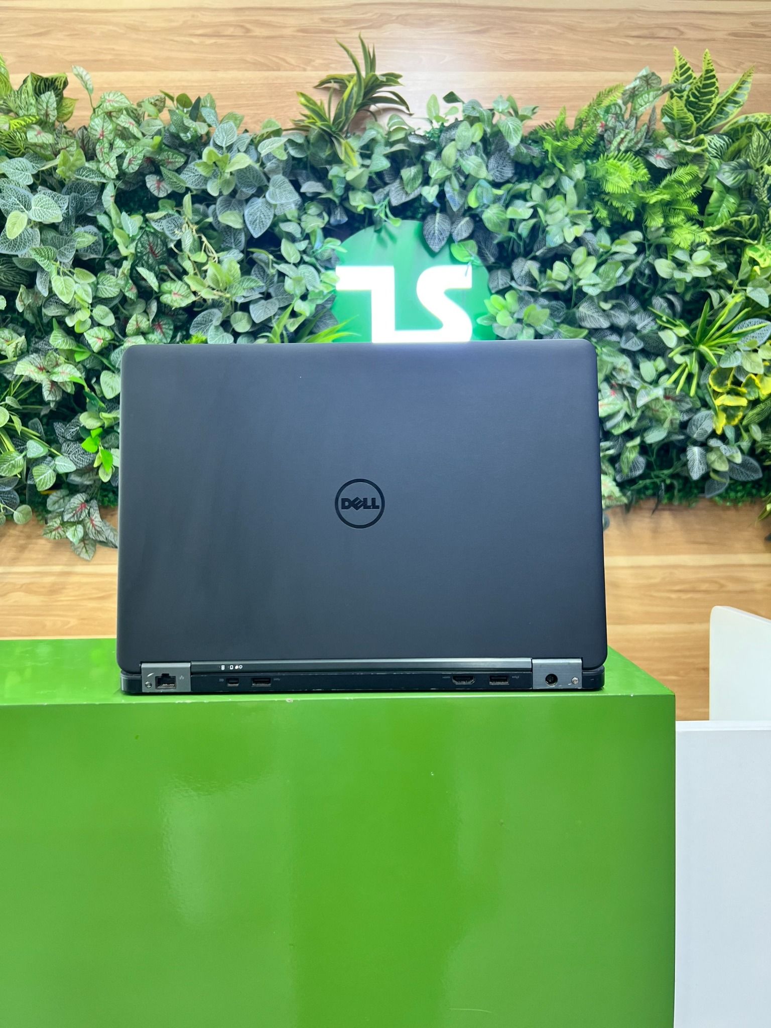 Laptop Cũ Dell Latitude E7450 Core i5-5200U/8GB/SSD256GB, 14