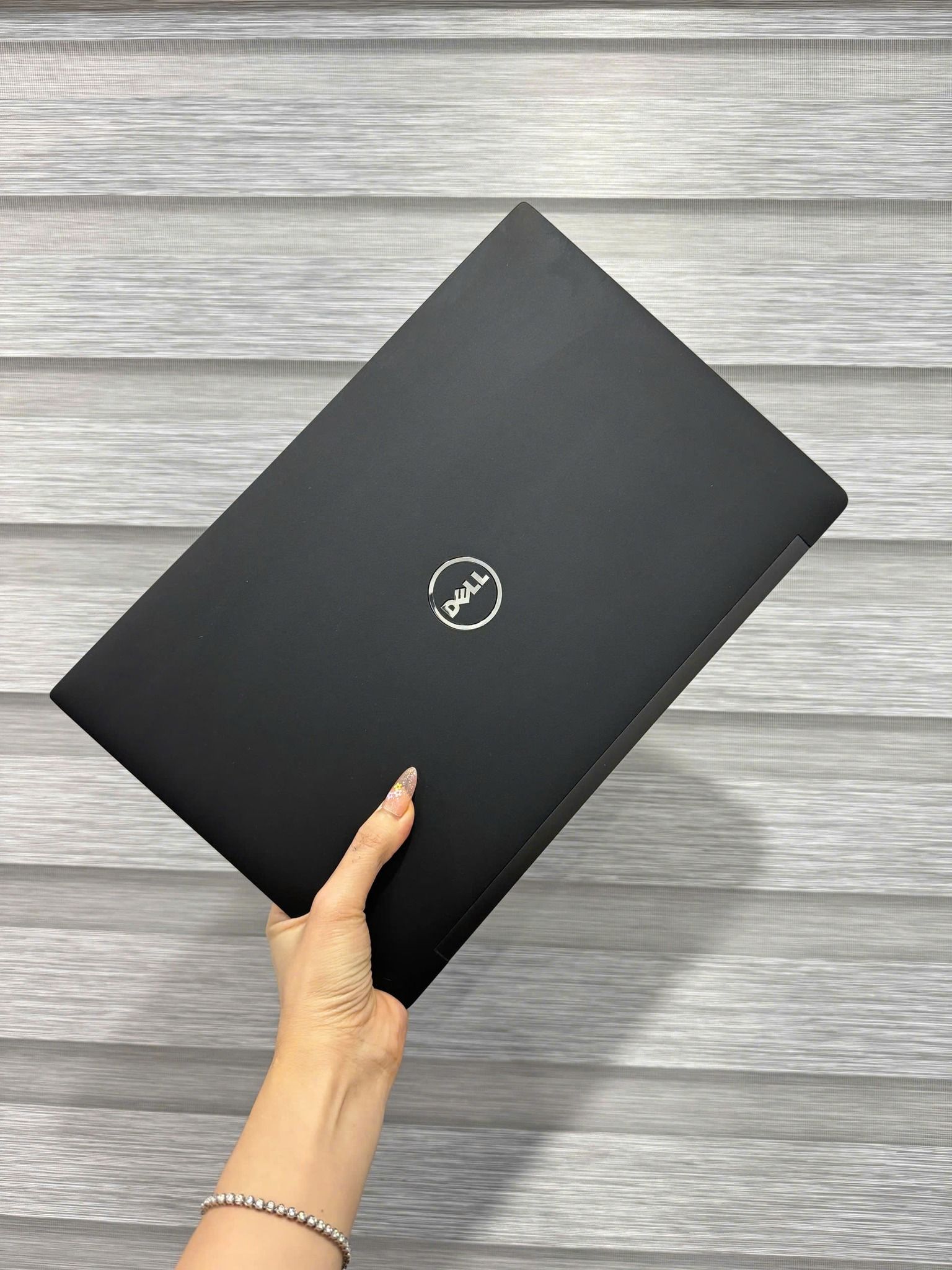 Laptop Cũ Dell Latitude E7490 Intel Core i5-8350U | 8GB DDR4 | SSD 256 |14 inch Full HD