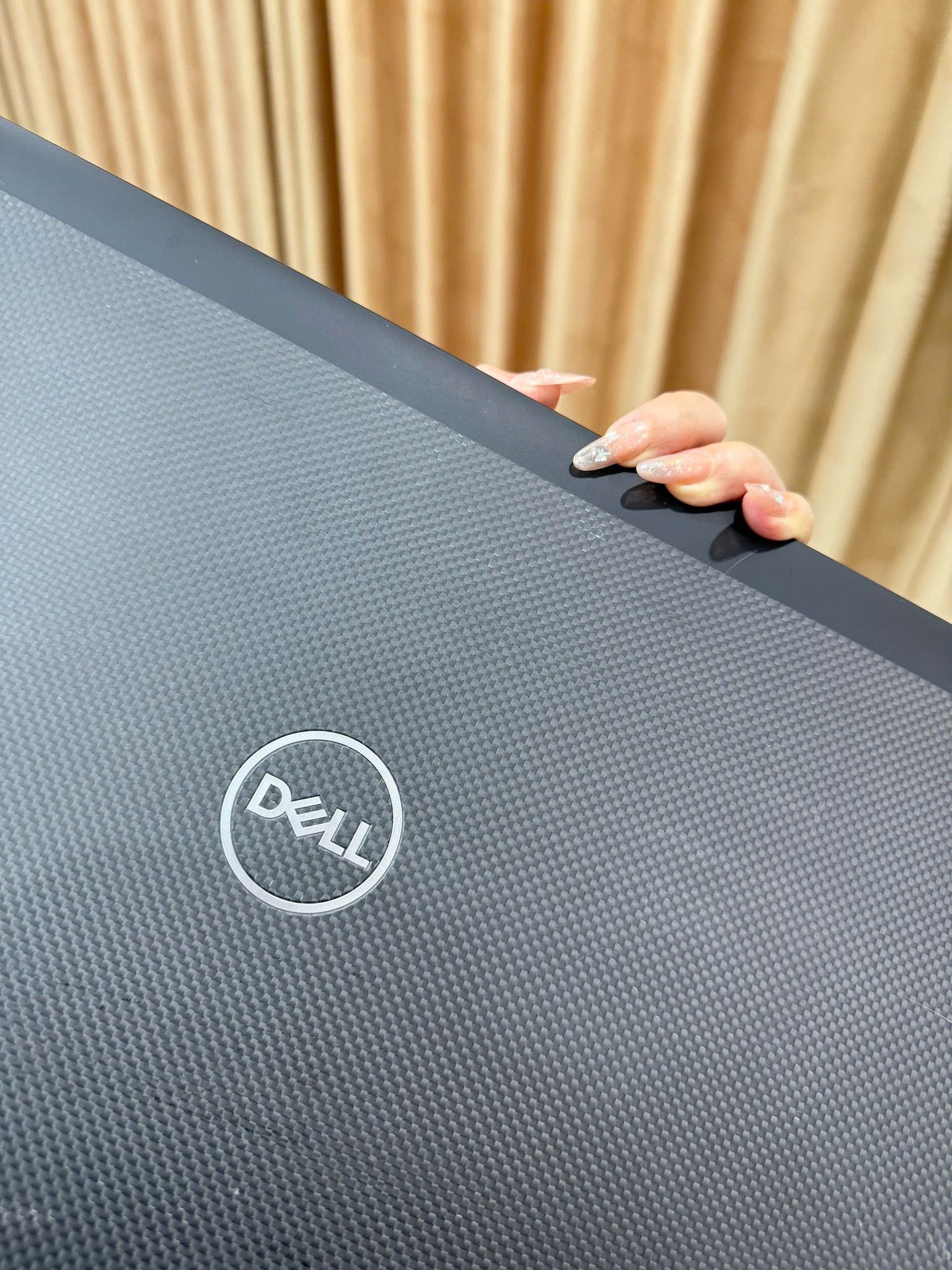 Laptop Cũ Dell Precision 7530 Core i7 8850H/16GB/SSD512GB, 15