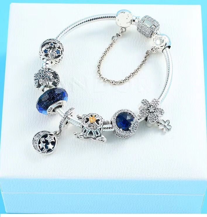 Vòng Pandora Charm Bạc 925 090