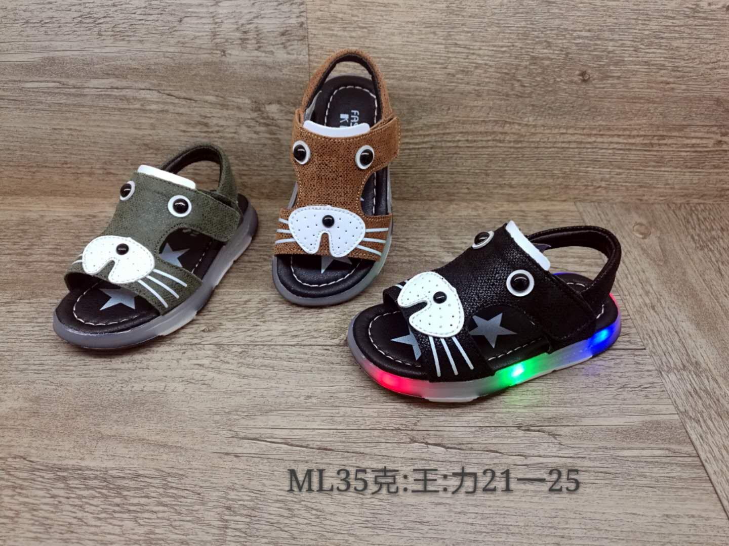 Sandal Hải cẩu đen trắng có đèn 23-26