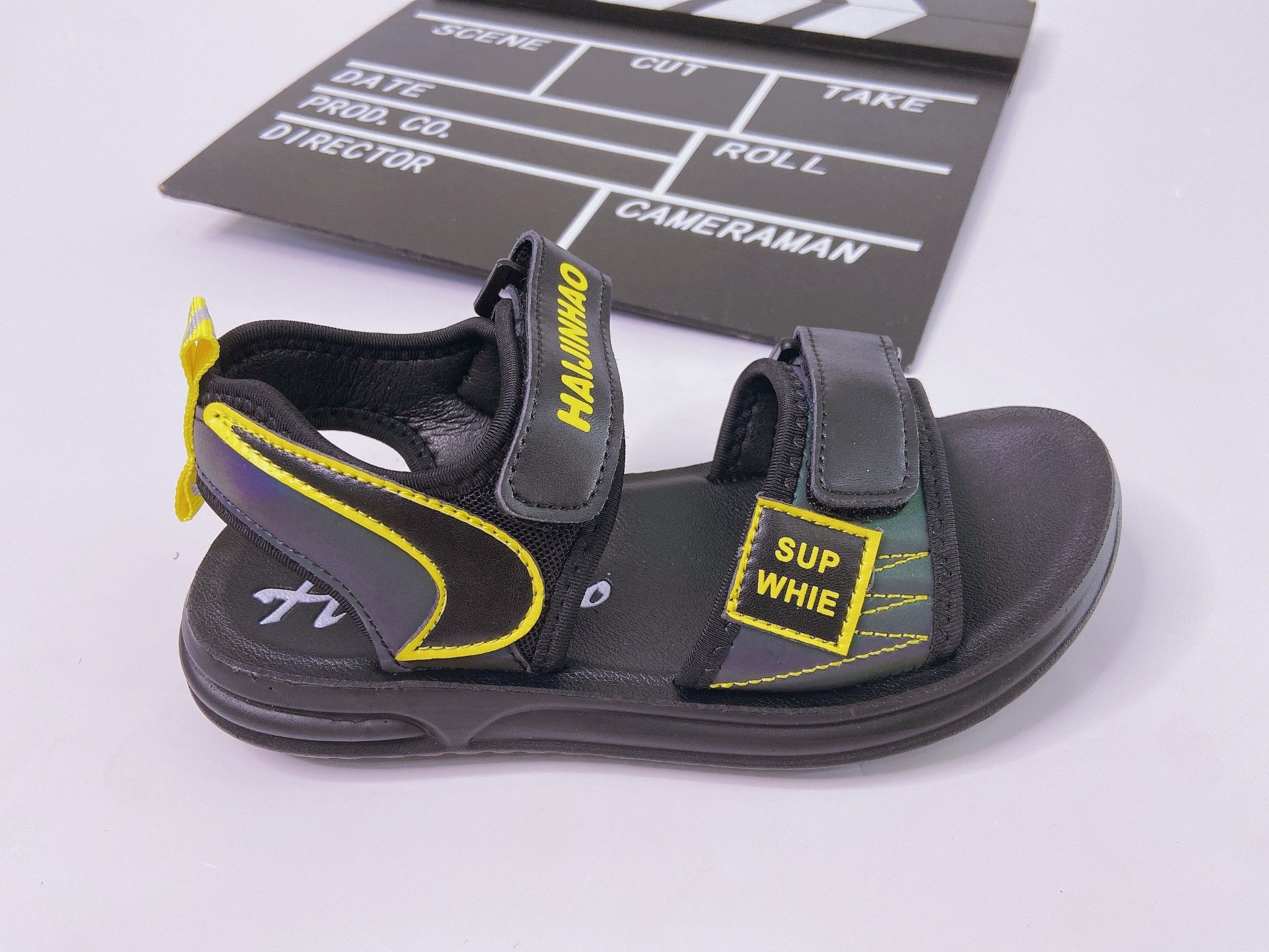 Giày sandal quai da Haijinhao