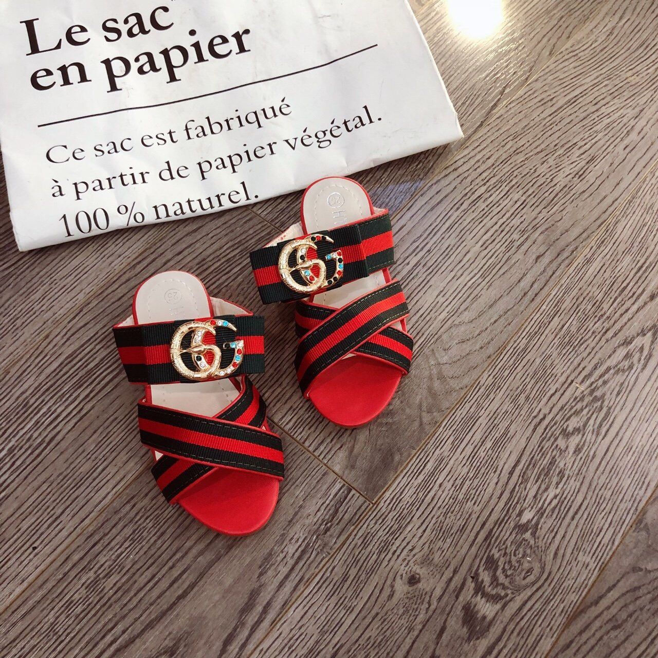 Sandal Gucci quai chéo GG 118-6-F6