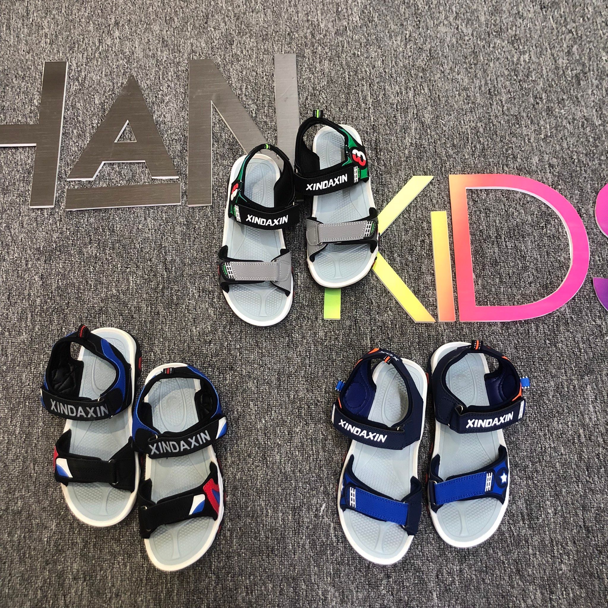 Sandal XINDAXIN
