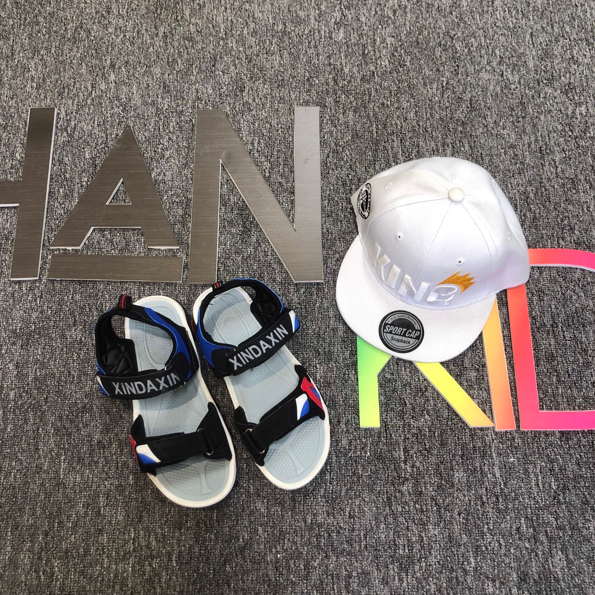 Sandal XINDAXIN