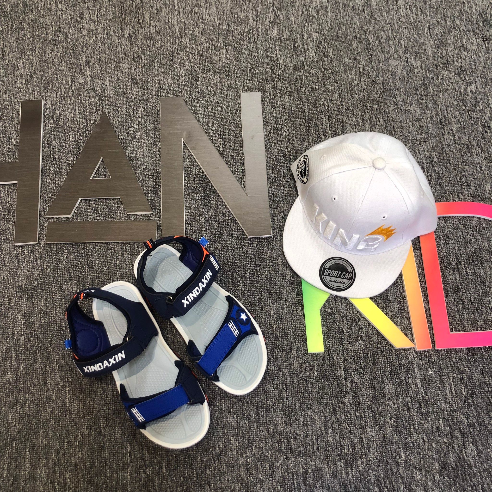 Sandal XINDAXIN