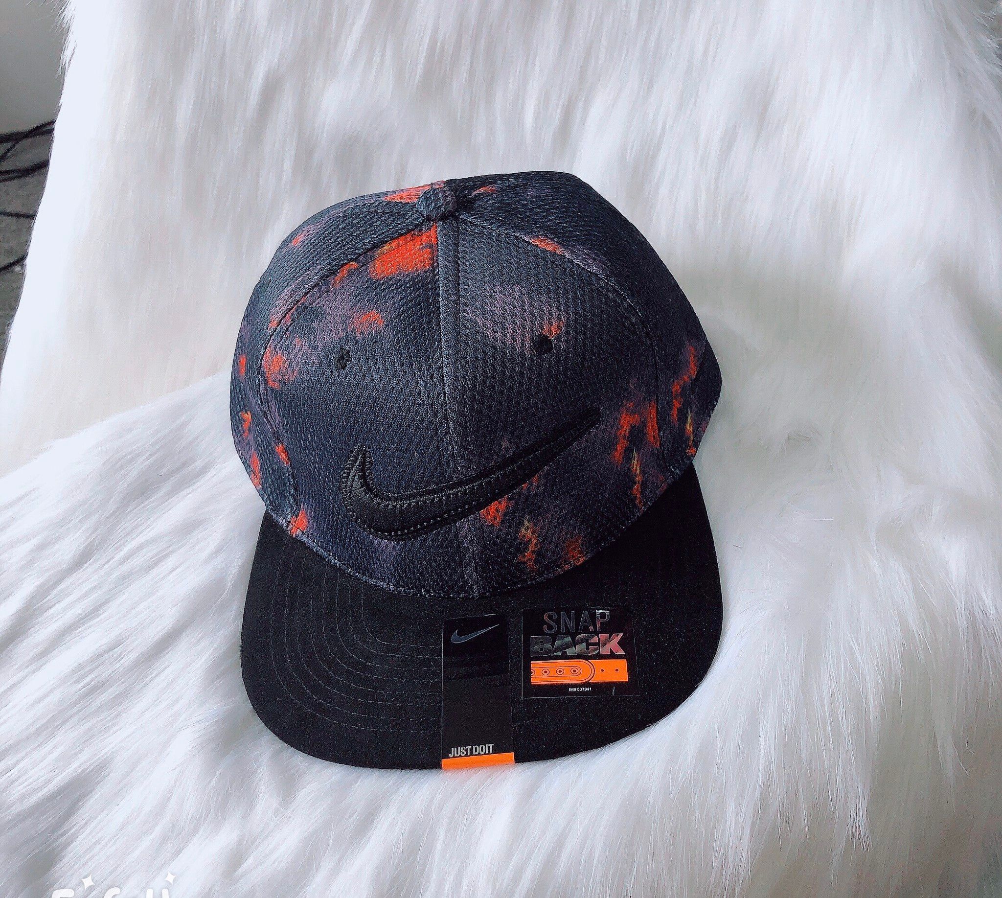 Mũ snapback form lớn bé trai