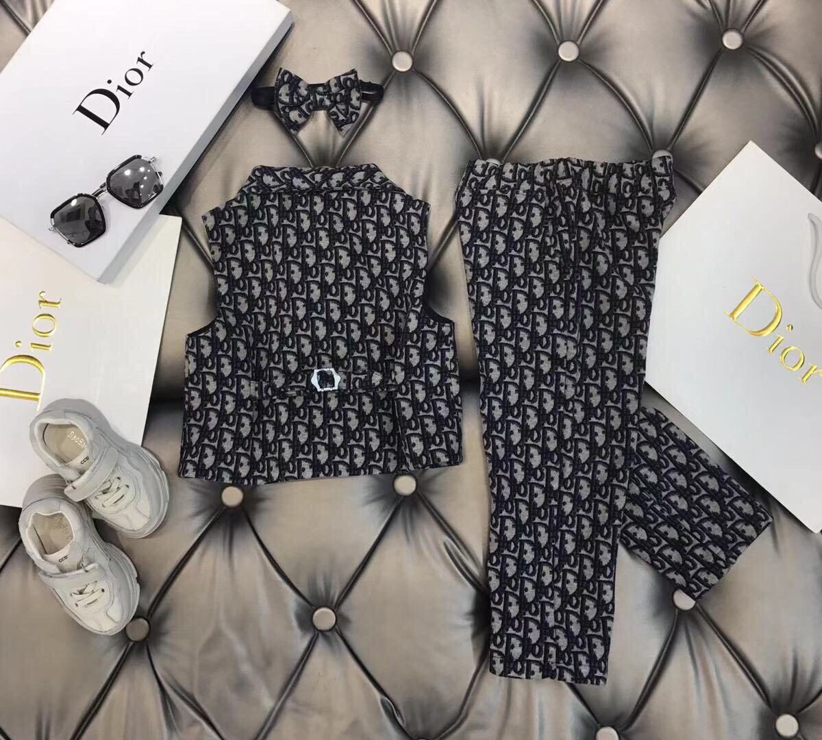 Set Vest sát nách gucci dior kèm nơ