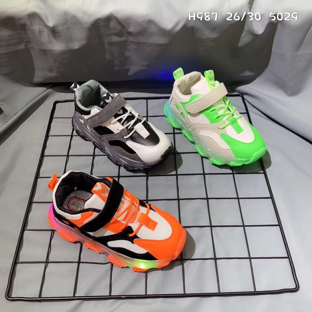 GIÀY sport đế đèn