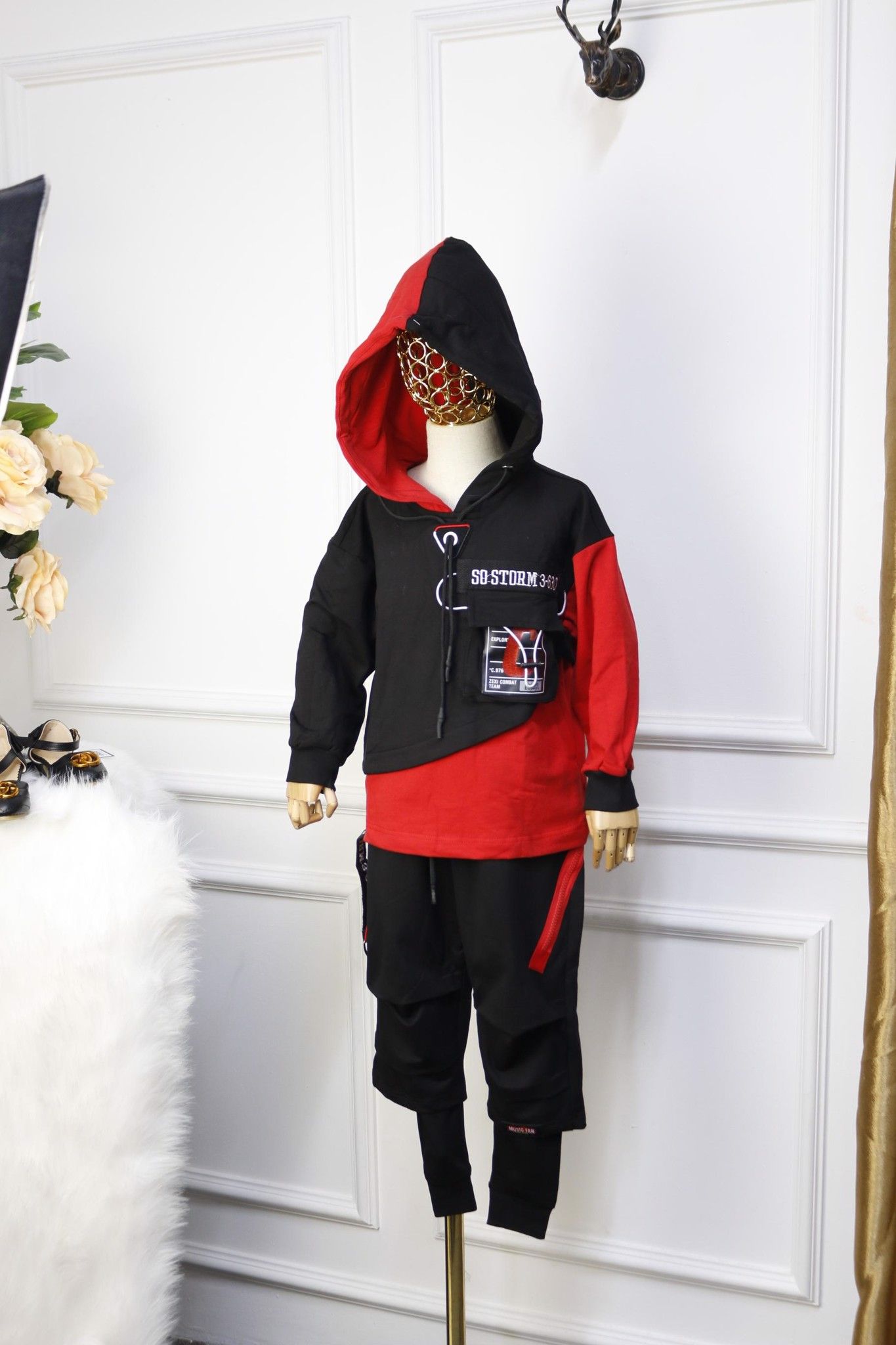 Quần bé trai jogger khóa kéo nhựa 2 ống