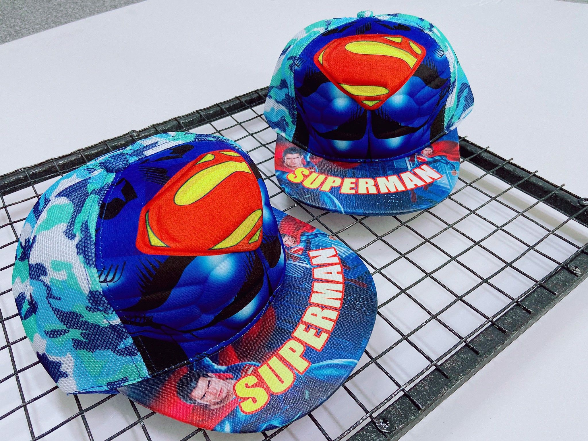 Mũ snapback siêu nhân 3D