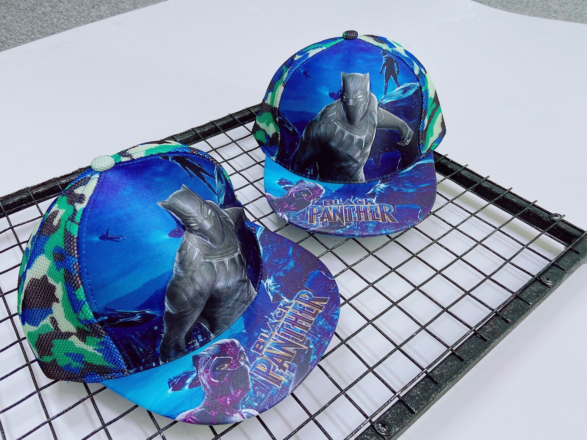 Mũ snapback siêu nhân 3D