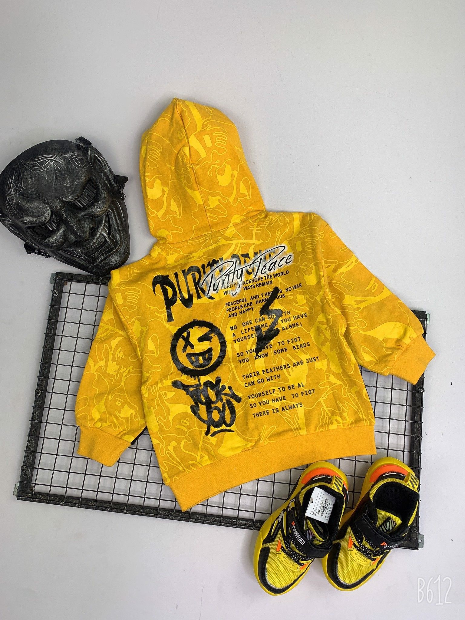 ÁO hoddie phối màu 2 mặt vàng đen