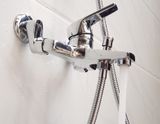 Bộ vòi sen nóng lạnh chân ngoài Đồng mạ Chrome Eurolife EL-3001-New (Trắng bạc)