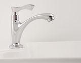 Vòi lavabo lạnh Eurolife EL-LL115 (Trắng bạc)