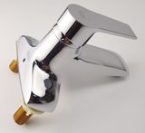 COMBO Bộ vòi sen nóng lạnh AZA01 + Vòi lavabo 2 chân nóng lạnh AZA03 Đồng mạ Chrome Eurolife COMBO EL-AZA0103(Trắng bạc)
