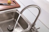 Vòi rửa chén nóng lạnh Inox SUS 304 nguyên khối Eurolife EL-KM09 (Trắng vàng)