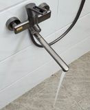 Củ sen nóng lạnh dùng cho bồn tắm nằm Eurolife EL-GRAY03. Màu xám sang trọng, tinh tế. Sản phẩm có thể dùng thay thế vòi rửa chén âm tường