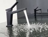 Vòi Lavabo nóng lạnh thiết kế độc đáo, màu đen cho chậu rửa mặt Eurolife EL-PASSION 03