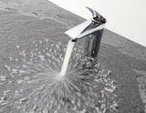 Vòi Lavabo nóng lạnh thiết kế độc đáo cho chậu rửa mặt Eurolife EL-NEO 02