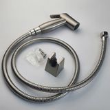 Bộ xịt vệ sinh cao cấp, tăng áp cao, khóa thông minh, chất liệu nhựa ABS mạ màu vàng Eurolife EL-X13-V