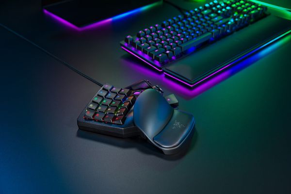 BÀN PHÍM RAZER TATARUS PRO