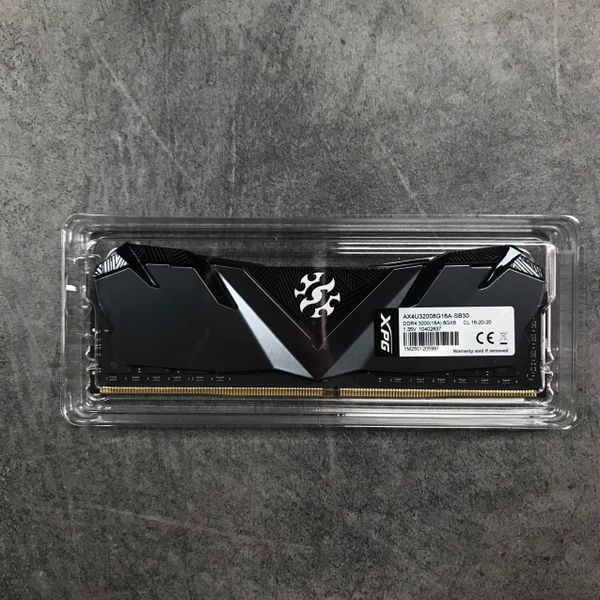 RAM DDR4 8GB ADATA D30 BUSS 3200 BLACK