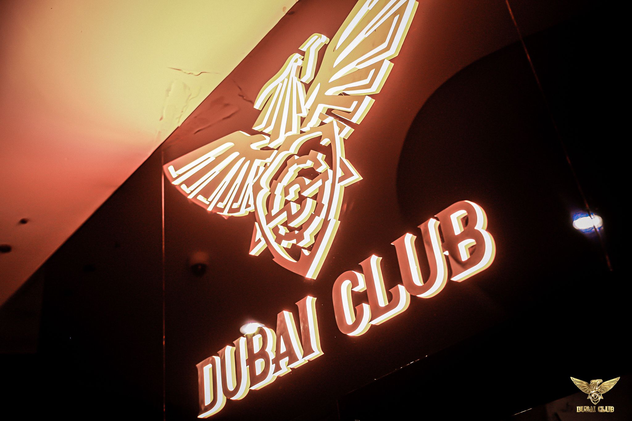 DUBAI CLUB - 117 Xuân Thủy