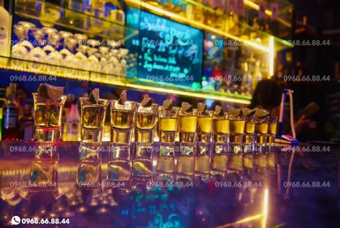 Tipsy Bar - Lầu 1, 94 Hàm Nghi